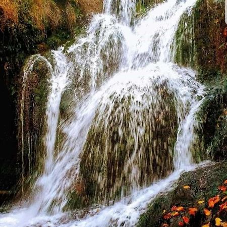 Hotel Rural En Las Cascadas De Tobera Экстерьер фото
