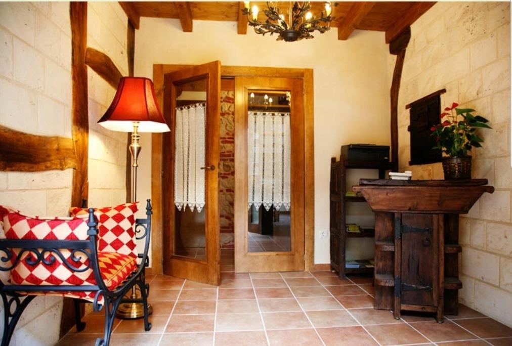 Hotel Rural En Las Cascadas De Tobera Экстерьер фото