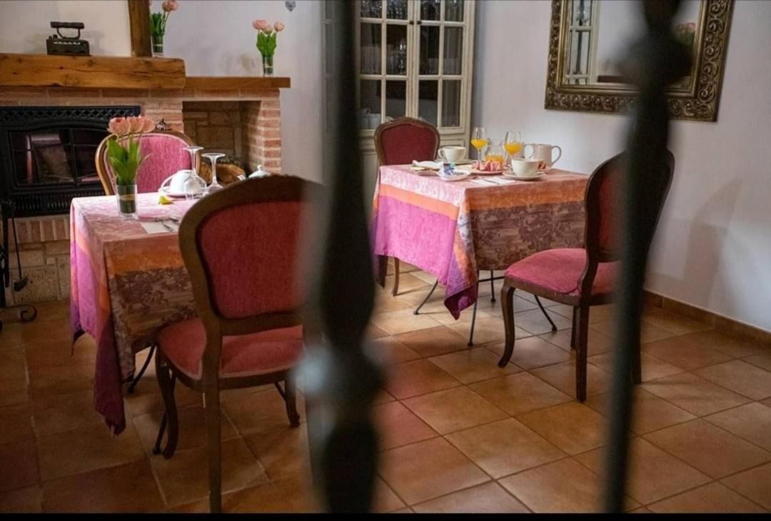 Hotel Rural En Las Cascadas De Tobera Экстерьер фото