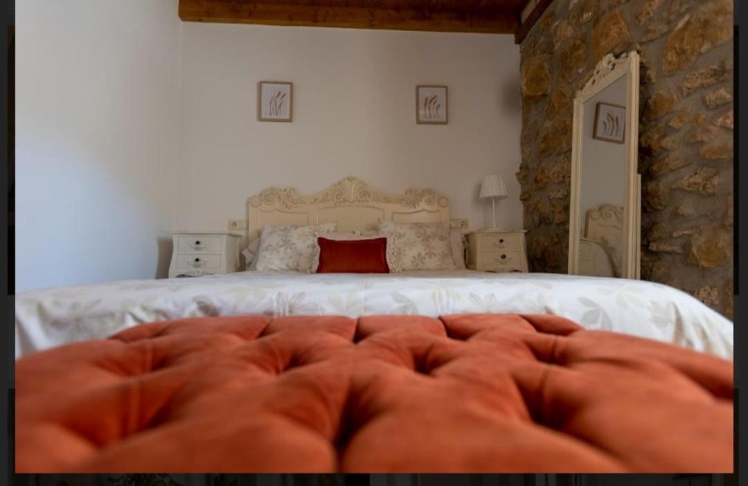 Hotel Rural En Las Cascadas De Tobera Экстерьер фото