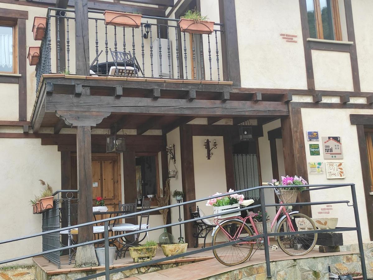 Hotel Rural En Las Cascadas De Tobera Экстерьер фото