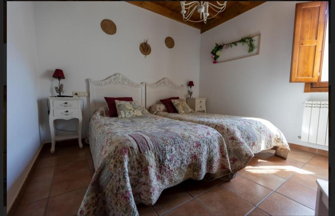 Hotel Rural En Las Cascadas De Tobera Экстерьер фото