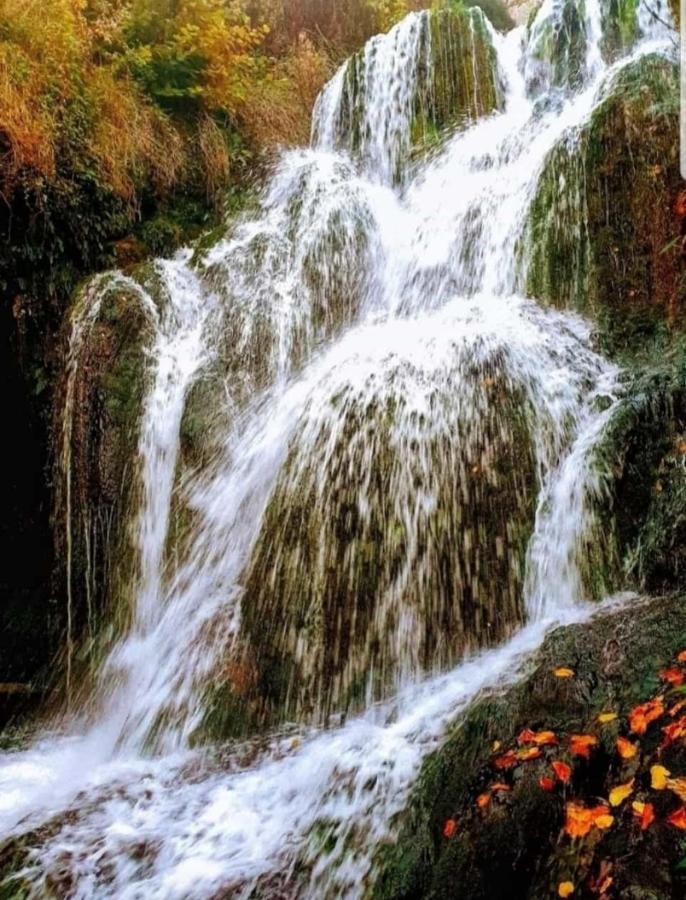 Hotel Rural En Las Cascadas De Tobera Экстерьер фото